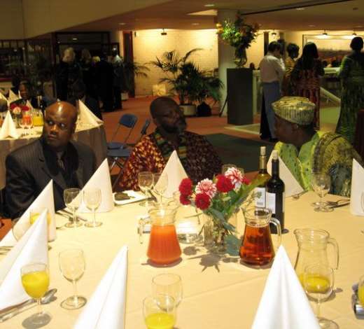 DINNER PARTY WITH  THE PRESIDENT - HOLLAND 02